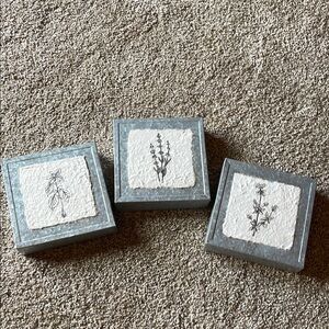 Gray and White Botanical Decor Accents